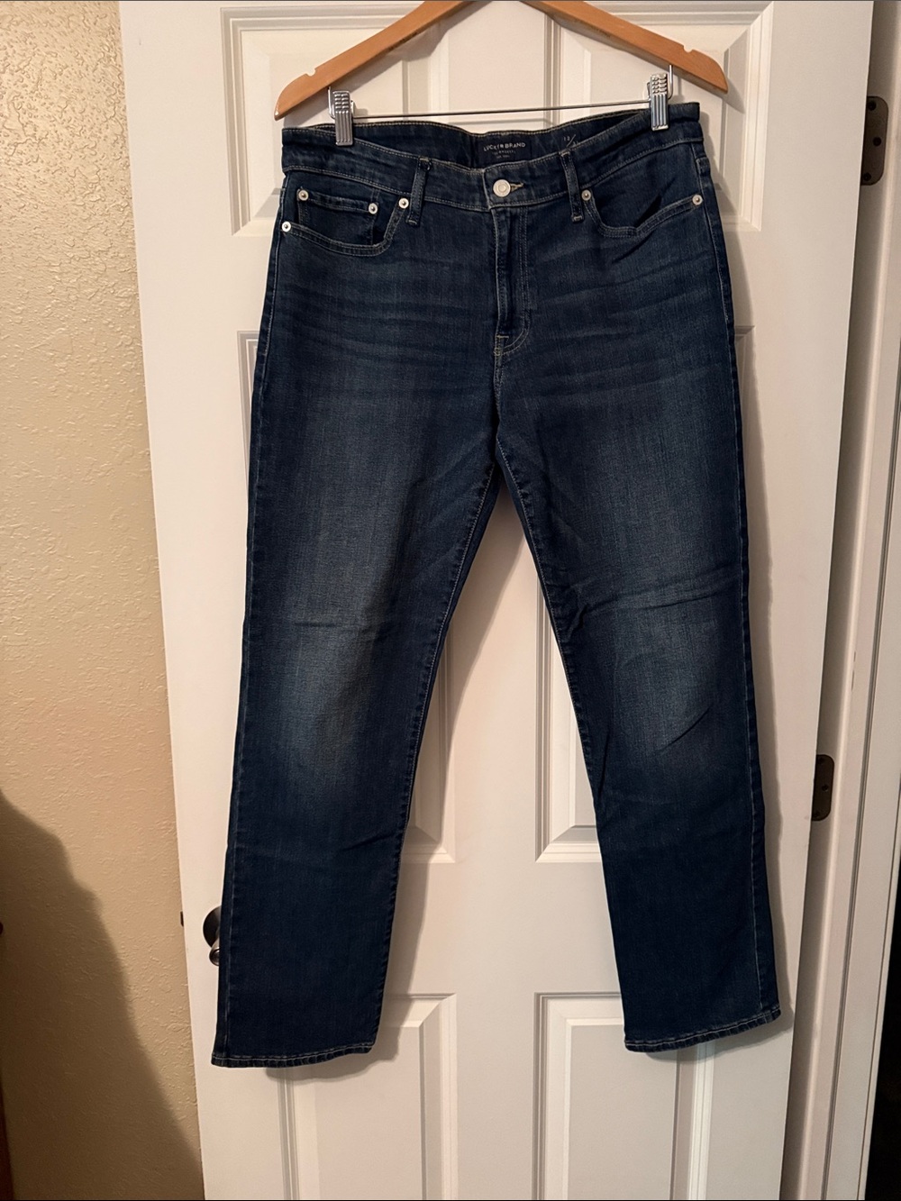 Lucky Brand Women's Sweet Straight Jeans in Dark Blue Indigo
